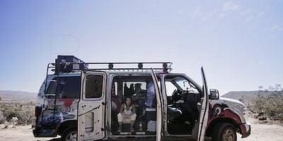 Cartel de Capítulo 3: Identidad