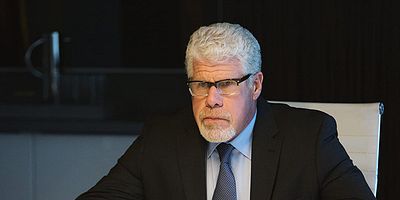 Cartel de El debe ser