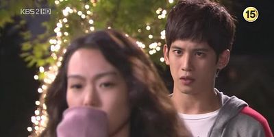 Cartel de Episodio 11