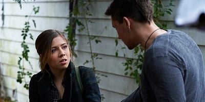 Cartel de Con la soga al cuello