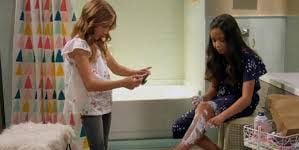 Cartel de Who Let the Dogs In?