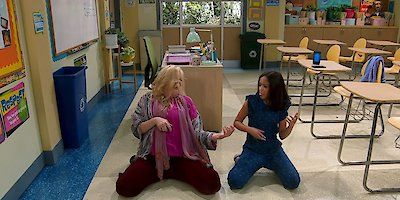 Cartel de Never Been Pierced