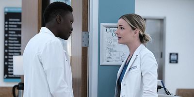 Cartel de Moving On and Mother Hens