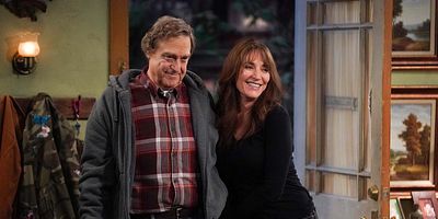 Cartel de Two Proposals, a Homecoming and a Bear