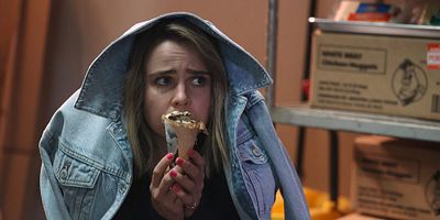 Cartel de La familia primero