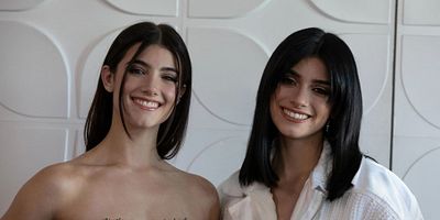 Cartel de ¿Charli D'Amelio? ¿Qué rayos?