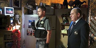 Cartel de Check In and Check Out