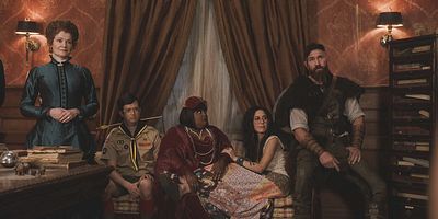 Cartel de Flower's Article