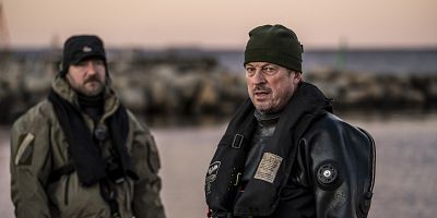 Cartel de Una persona entera