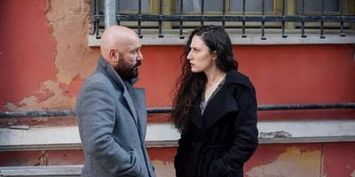 Cartel de Taçsız Prenses 7.Bölüm