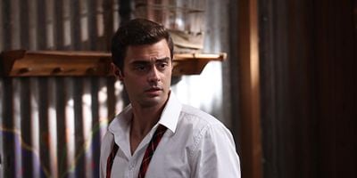 Cartel de Kardeşlerim 96.Bölüm