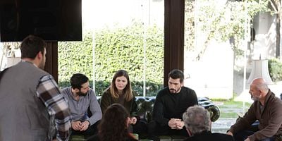 Cartel de Hudutsuz Sevda 16.Bölüm