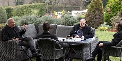 Cartel de Hudutsuz Sevda 23.Bölüm