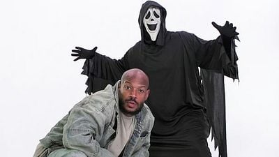 Para cumplir el último deseo de su padre fallecido: Marlon Wayans confesó la conmovedora razón que lo obligó a regresar a ‘Scary Movie 6’ noticias imagen