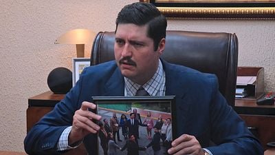 Después de 'La Oficina', el director de la serie ya planea llevar al cine la biopic del cantante más querido de México noticias imagen