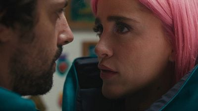 Una actriz de cabello rosa y un hombre atrapado en su propia mente protagonizan una de las películas mexicanas más peculiares de octubre noticias imagen