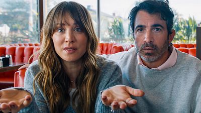 ¿Por qué Kaley Cuoco sólo comía hielo y hamburguesas en el set de 'Based on a True Story'? noticias imagen