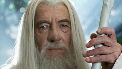 Aparece, resuelve y se va sin explicar nada: así opera el 'Efecto Gandalf' que te hace sentir inseguro e irrelevante en tu propio trabajo noticias imagen