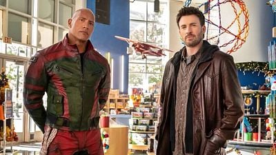 ‘Código: traje rojo’: Dwayne Johnson y Chris Evans confiesan quién usaría el peor suéter navideño noticias imagen