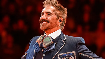 Captan a dos famosos actores teniendo una discusión en concierto de Alejandro Fernández noticias imagen