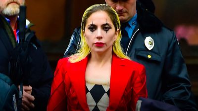 Filtran nuevas imágenes de Lady Gaga besando a una mujer en 'Joker 2' noticias imagen