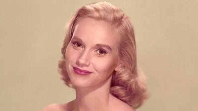 Muere Eva Marie Saint a los 102 años, legendaria actriz de ‘Con la muerte en los talones’ y ‘Nido de ratas’ noticias imagen