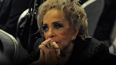 Silvia Pinal sigue hospitalizada aunque Sylvia Pasquel asegura que "ya debía haber salido"; esta es la razón noticias imagen