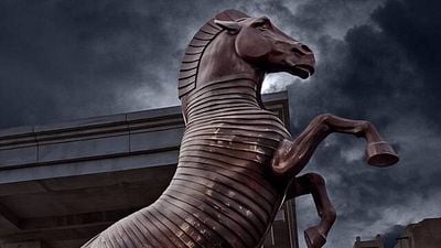 La escena del caballo de Troya fue un reto de improvisación para Christopher Nolan: “Si la hubiéramos planeado, no tendría la misma energía” noticias imagen