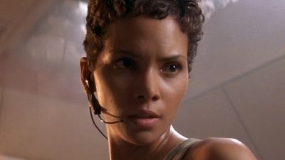 Halle Berry se estrenará como directora con 'Bruised' noticias imagen