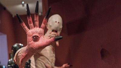 'En casa con mis monstruos': Los objetos más importantes de la expo de Guillermo Del Toro noticias imagen