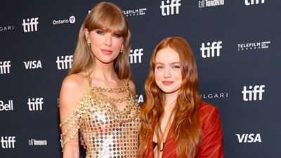 Taylor Swift y Sadie Sink se encuentran en la presentación de 'All Too Well' en Festival de Toronto 2022