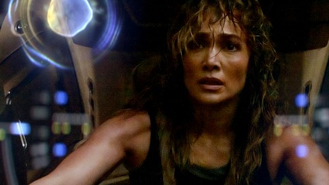 'Atlas': Jennifer Lopez elige al robot más famoso de la ciencia ficción para usarlo como guardaespaldas noticias imagen