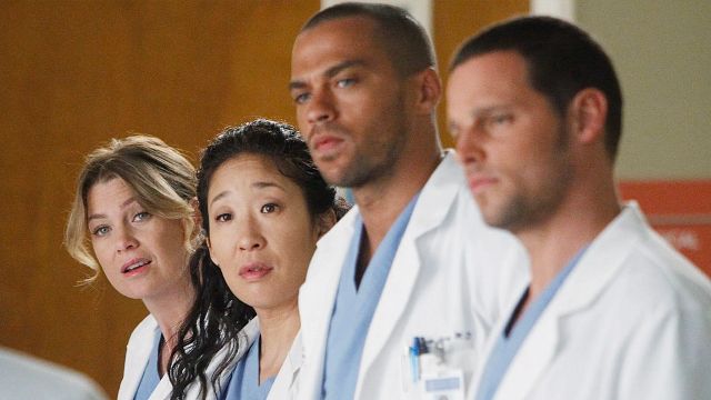 Actor de 'Grey’s Anatomy' es nombrado el 'hombre vivo más sexy' de 2023 noticias imagen