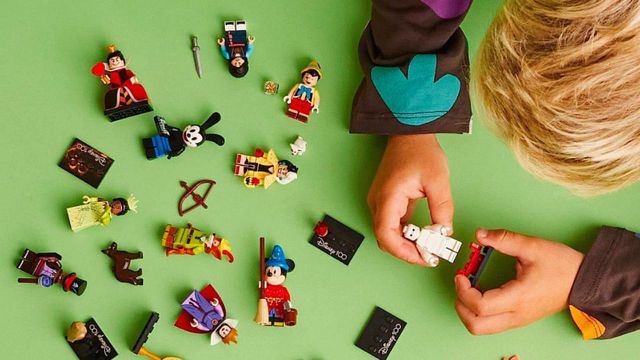 Así se ven las figuras de LEGO con personajes de Disney que puedes conseguir por solo 129 pesos noticias imagen