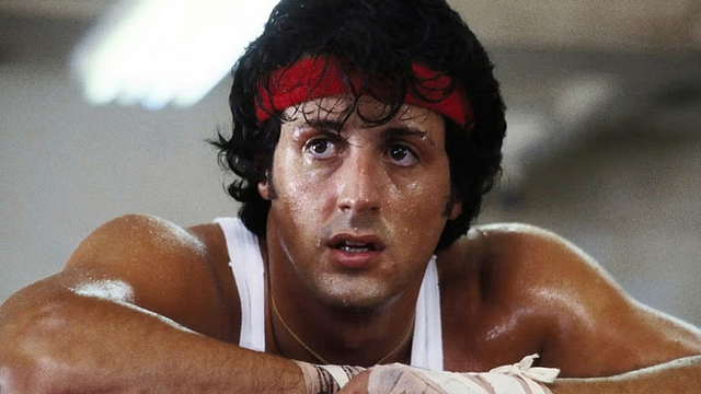 "Soy el último de los dinosaurios": después de 50 años como estrella de acción, Sylvester Stallone revela cuál fue el mayor "lujo" de su carrera noticias imagen