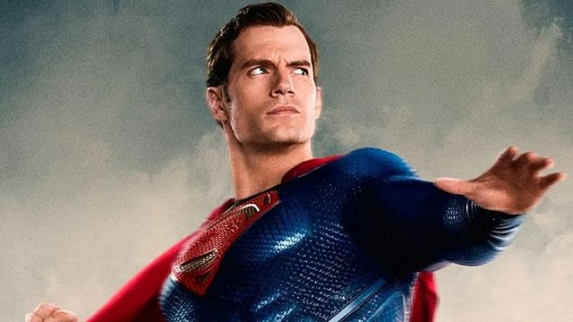 Este actor se probó el traje de Superman de Henry Cavill y esto fue lo que pasó noticias imagen
