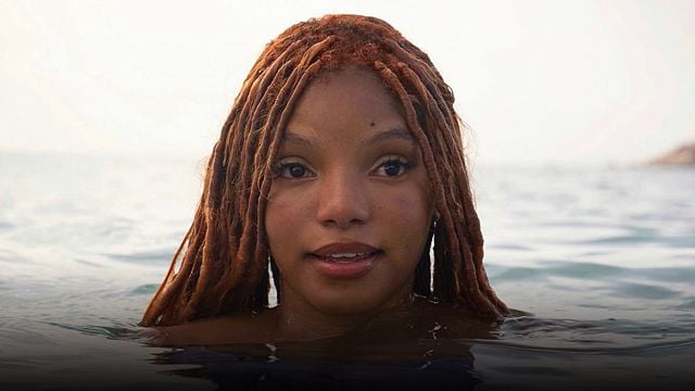 Fan recibe sushi en la premier de 'La Sirenita' y su reacción se hizo viral noticias imagen