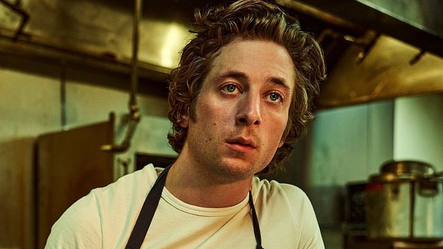 Protagonista de ‘The Bear’ sorprende hablando en español durante los Emmys 2024 noticias imagen