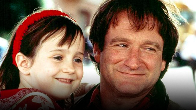 Robin Williams cambió el rodaje de 'Papá por siempre' para que Sally Field pudiera salir del set tras la muerte de su padre: "Era muy sensible"