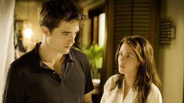 Kristen Stewart y Robert Pattinson tuvieron que volver a filmar la luna de miel en ‘Amanecer’ para ser apta para el público noticias imagen