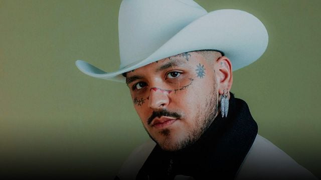 ¿Cuánto dinero debe pagar Christian Nodal, ex de Belinda, para quitarse tatuajes de la cara? noticias imagen