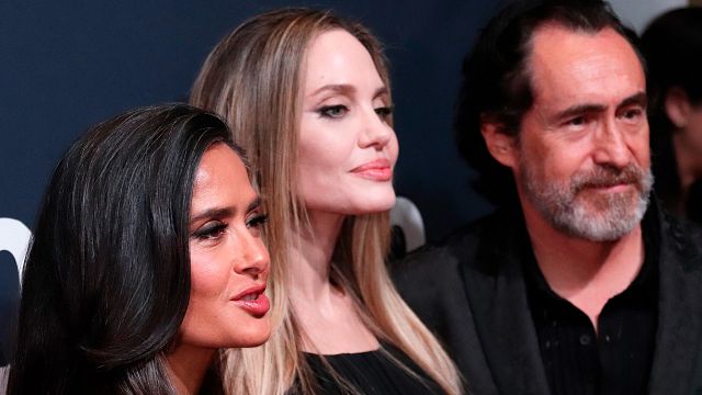 TIFF 2024: Salma Hayek y Angelina Jolie cantan “Bandido” con Ana Bárbara en premier de ‘Without Blood’ noticias imagen
