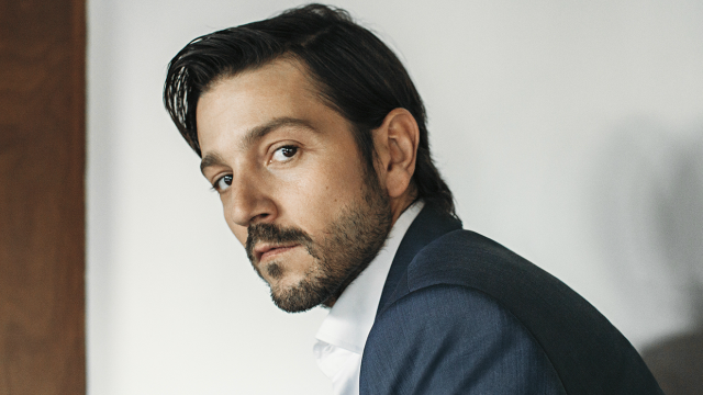 FICM: Diego Luna, ¿usó prótesis en 'Y tu mamá también'?  noticias imagen