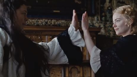 'The Favourite': Emma Stone y Rachel Weiz pelean por una reina noticias imagen