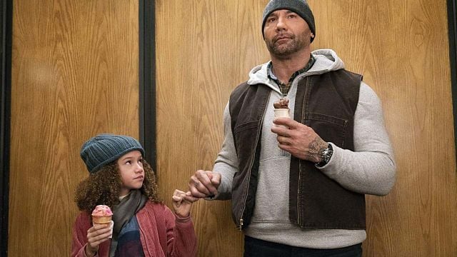 'My Spy': Dave Bautista comparte el tráiler de su nueva cinta noticias imagen