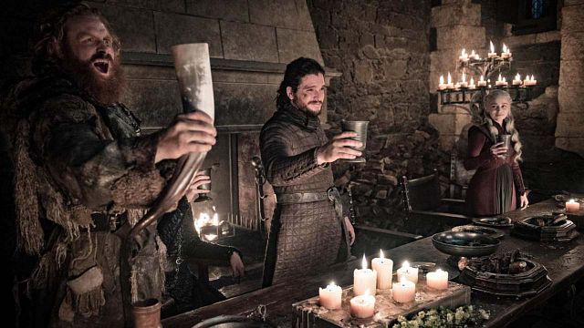 'Game of Thrones': Daenerys celebró con café de Starbucks noticias imagen