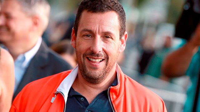 Adam Sandler: Se han reproducido más de 2 mil millones de horas de sus películas en Netflix noticias imagen