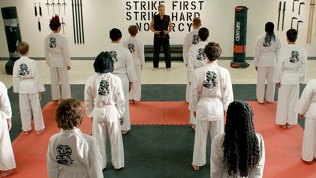 'Cobra Kai': Primeras imágenes de la temporada 3 y dos personajes del pasado podrían regresar noticias imagen