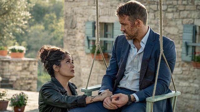 'Duro de cuidar 2': Salma Hayek cacheteó con fuerza a Ryan Reynolds noticias imagen
