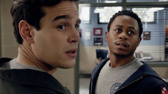 'Chicago Fire': Daniel Kyri y Alberto Rosende hablan sobre el verdadero héroe en la serie y las veces que su trabajo los ha traumado noticias imagen